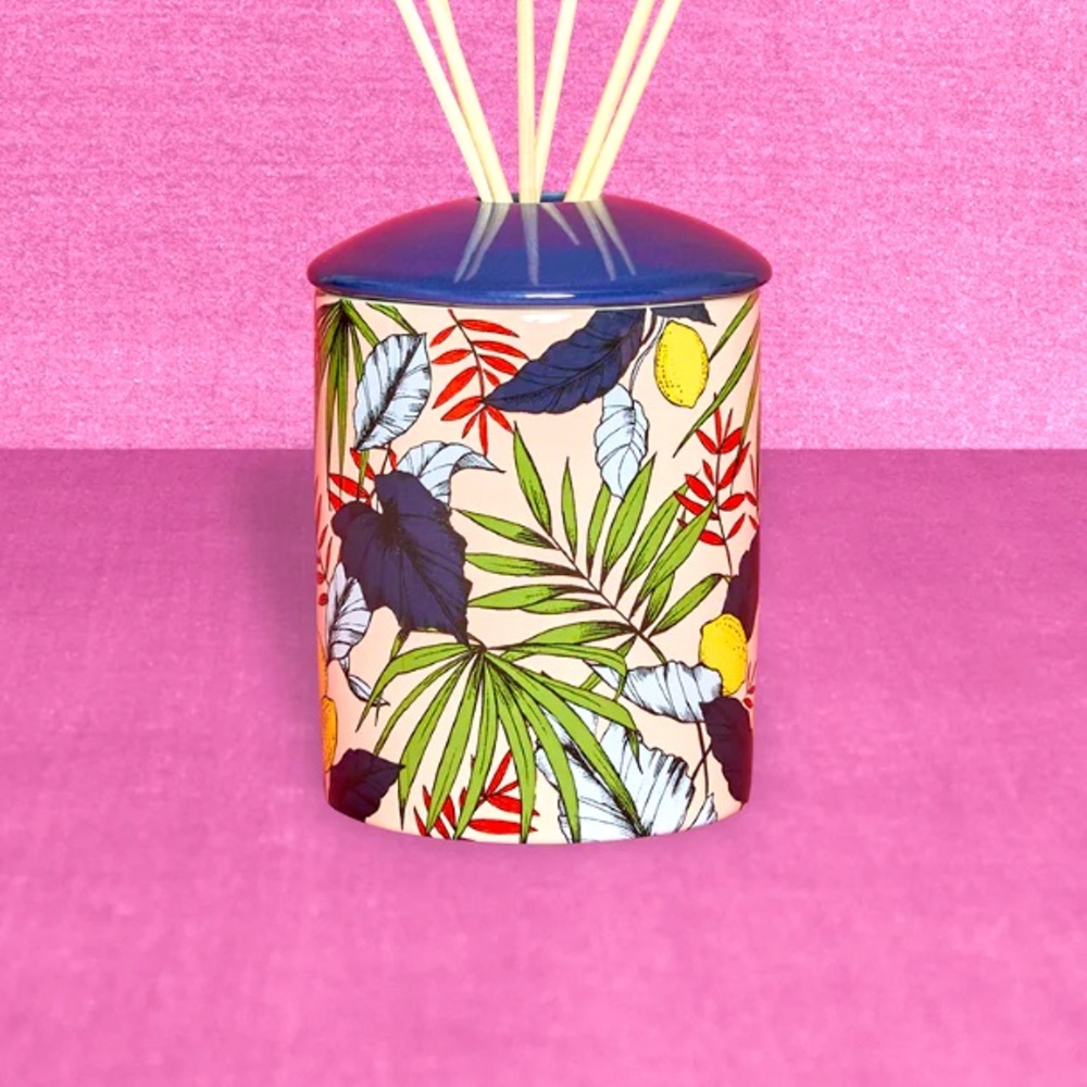 L'or de Seraphine diffuser vessel container in Mansour
Marrakech design 🦜🌴